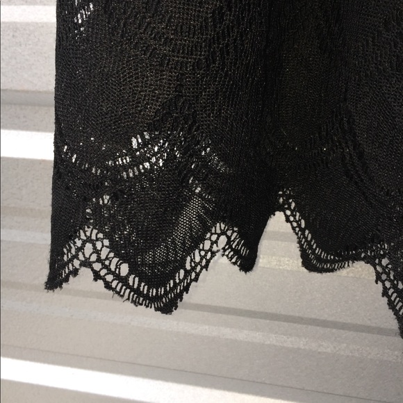 Scalloped eyelash lace dress knee length - Picture 3 of 5